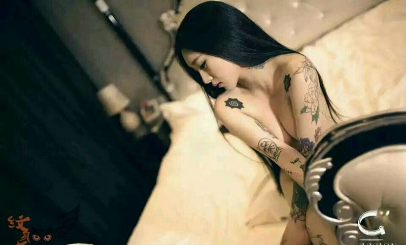 纹身是种会上瘾的痛!纹身图片_人物纹身图案