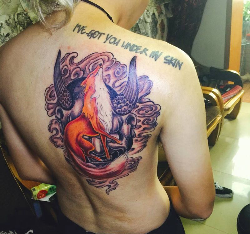 今日工作未完成下次继续纹身图片_背部传统人物鬼神动物纹身图案