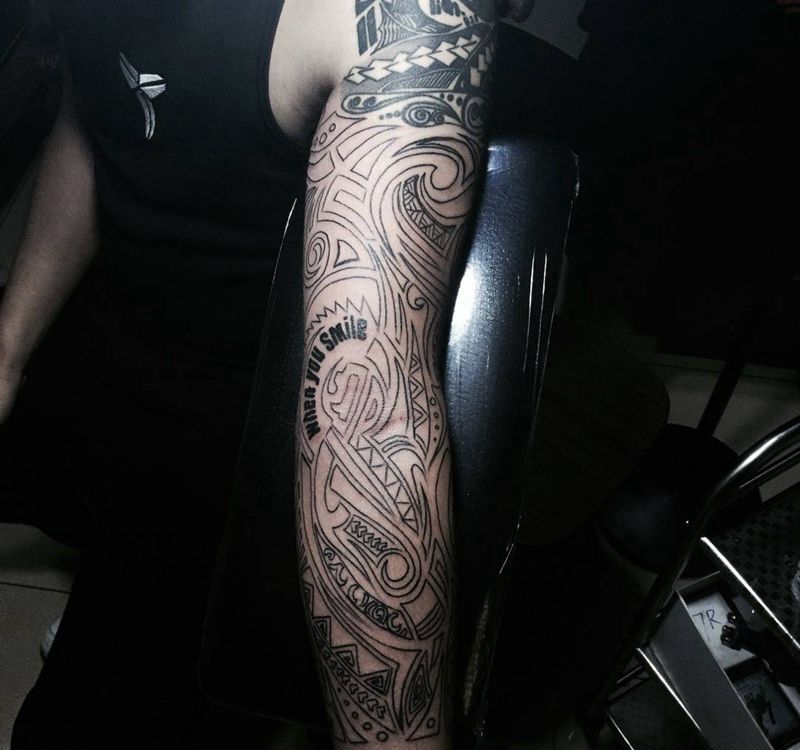 今日工作图腾接花臂未完成纹身图片_手臂欧美图腾纹身图案