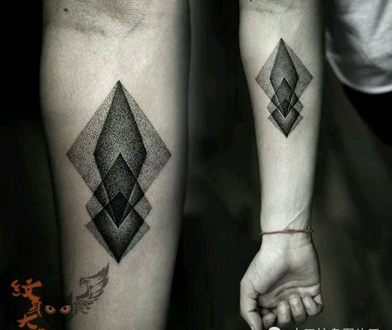 那些点刺！纹身图片_