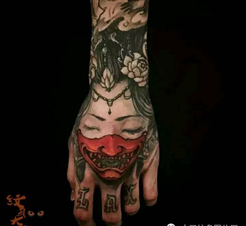 那些牛逼传统!纹身图片_