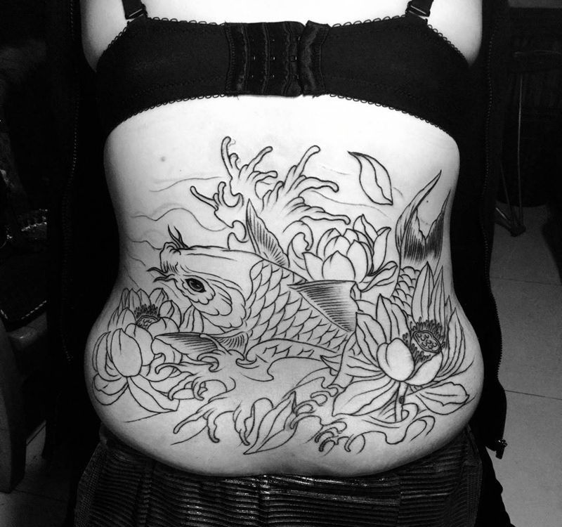 来自中国政法大学教师!未完成!纹身图片_腰部背部传统植物动物纹身图案