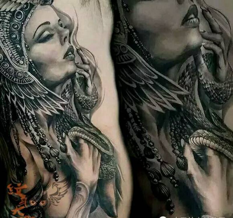 那些经典黑灰!纹身图片_腰部欧美写实人物纹身图案