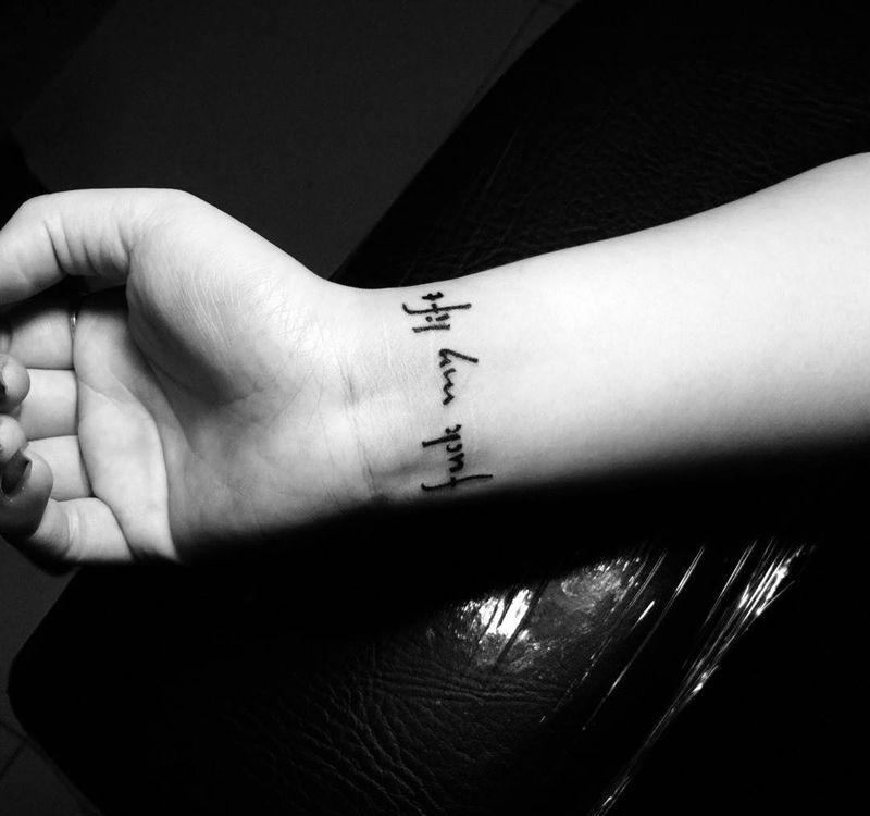 今日作品小清新！纹身图片_字符清新手臂纹身图案