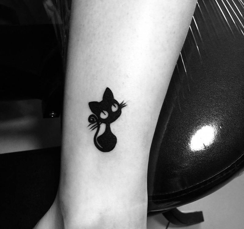 今日作品小清新完成纹身图片_成品脚部清新动物图腾纹身图案