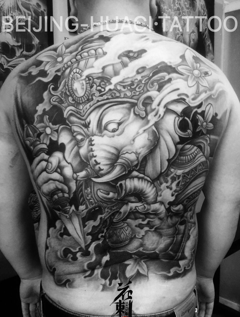 满背象神纹身图片_成品背部传统动物人物宗教纹身图案