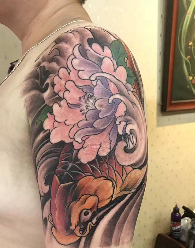 牡丹鱼纹身图片_