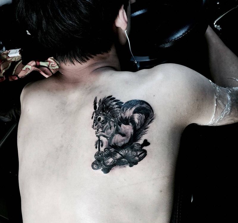北京花刺纹身学员美彤作品纹身图片_背部手臂欧美动物字符纹身图案