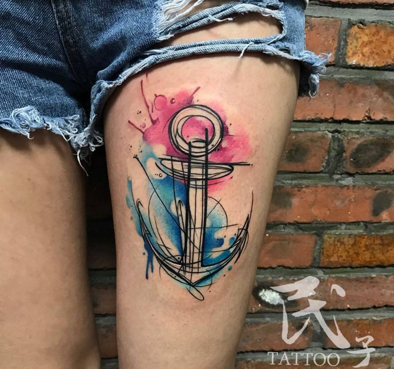 彩色船矛纹身图片_