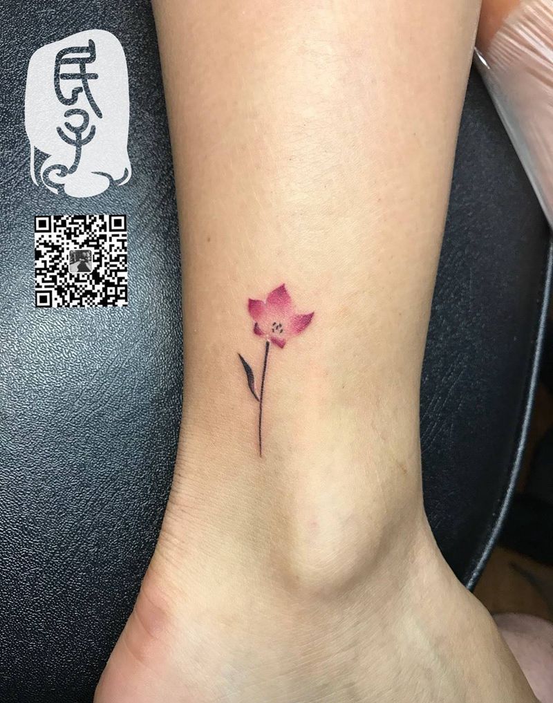 小图一枚纹身图片_