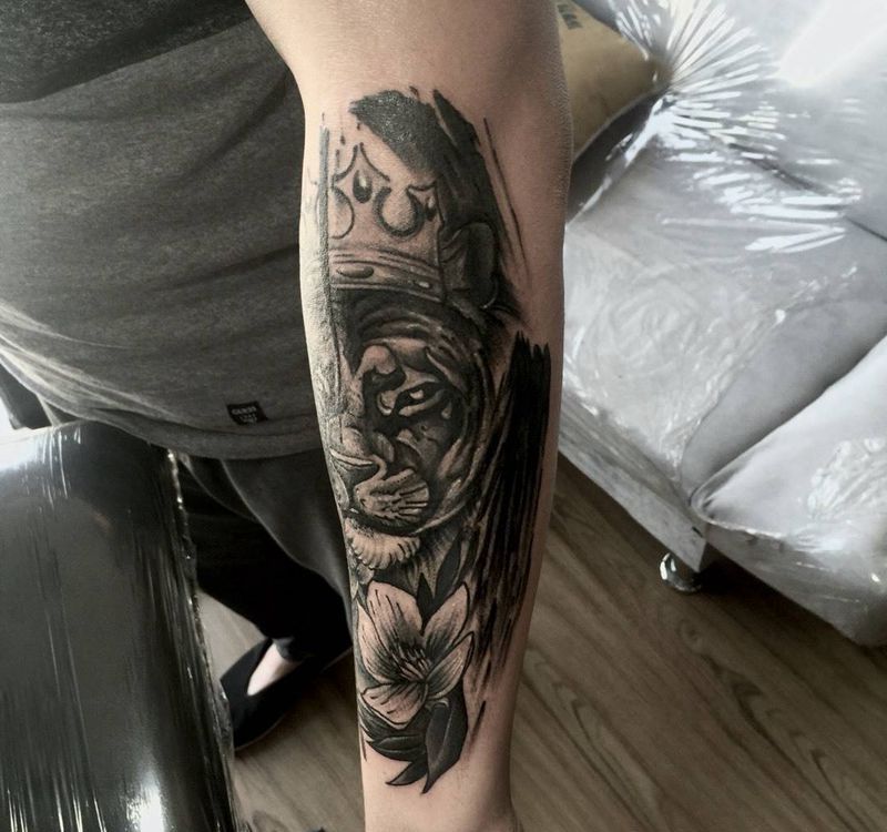 大猫！纹身图片_手臂欧美动物植物成品纹身图案