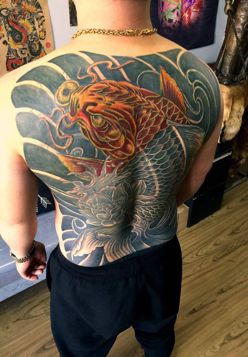 今日工作满背遮盖未完成下次继续纹身图片_背部传统动物纹身图案