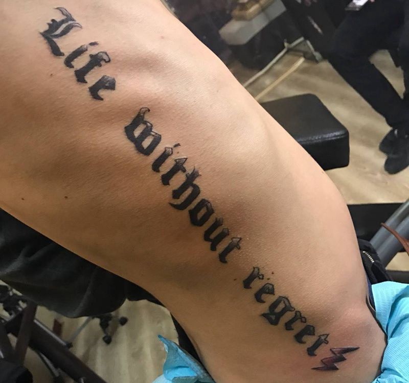 设计字母纹身图片_