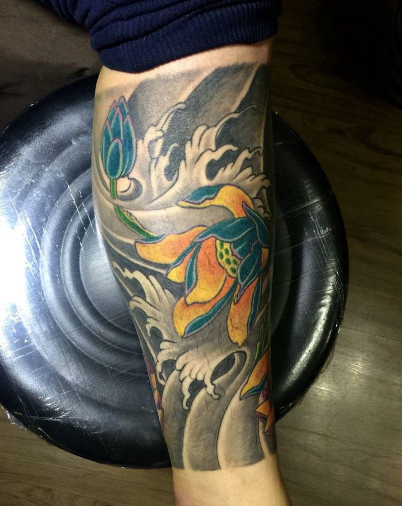 今日工作包小腿完成纹身图片_成品腿部传统动物宗教植物纹身图案