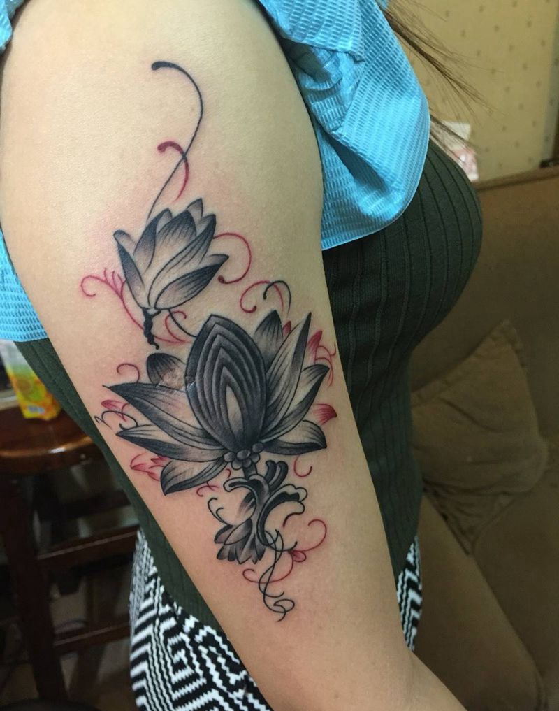 荷花纹身图片_