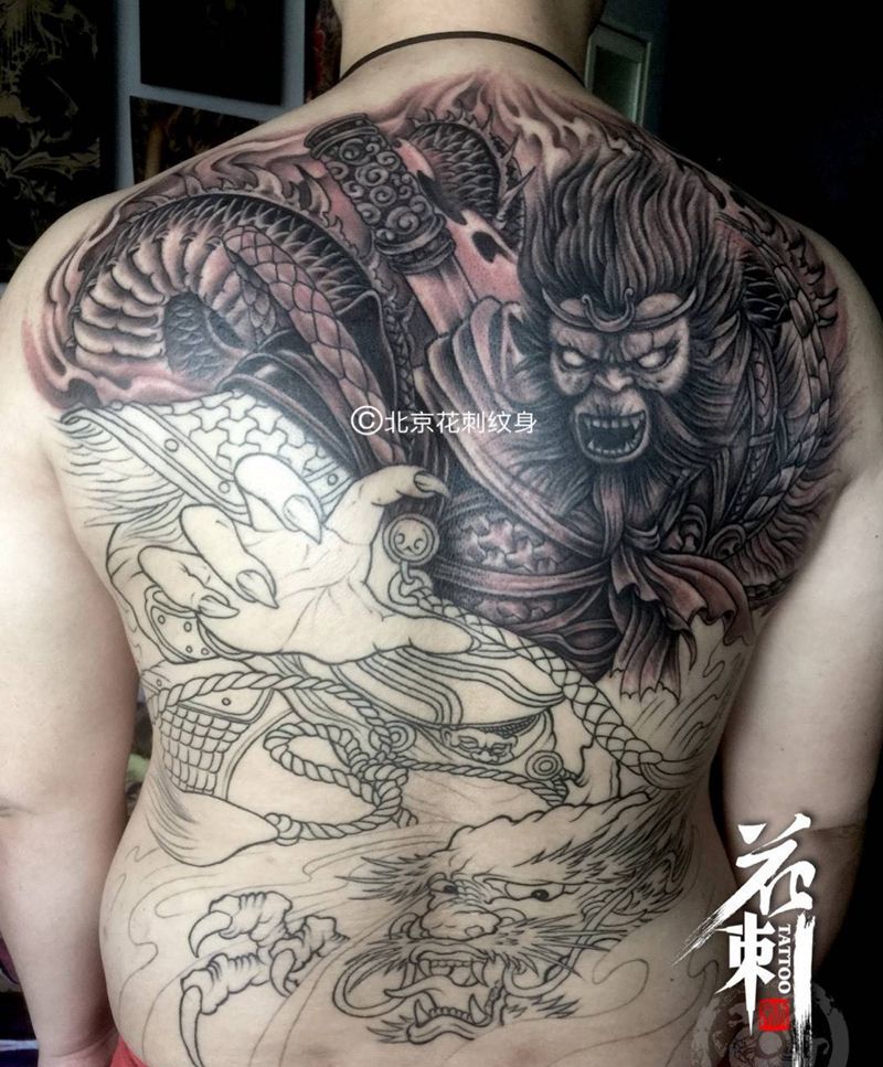 斗战胜佛！纹身图片_背部传统动物宗教人物纹身图案