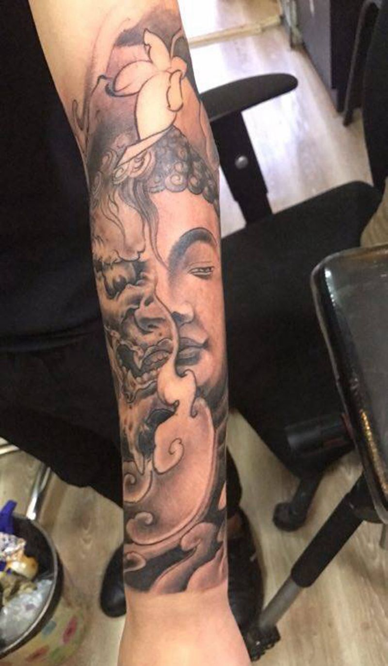 一念之间纹身图片_