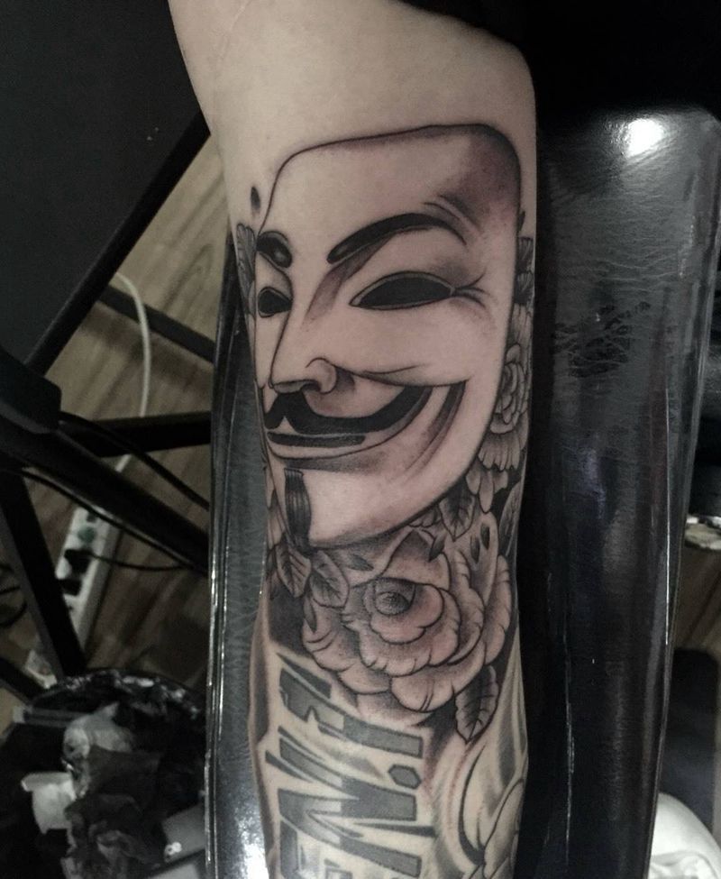 今日工作大臂内测V字仇杀队纹身图片_欧美手臂人物植物成品纹身图案