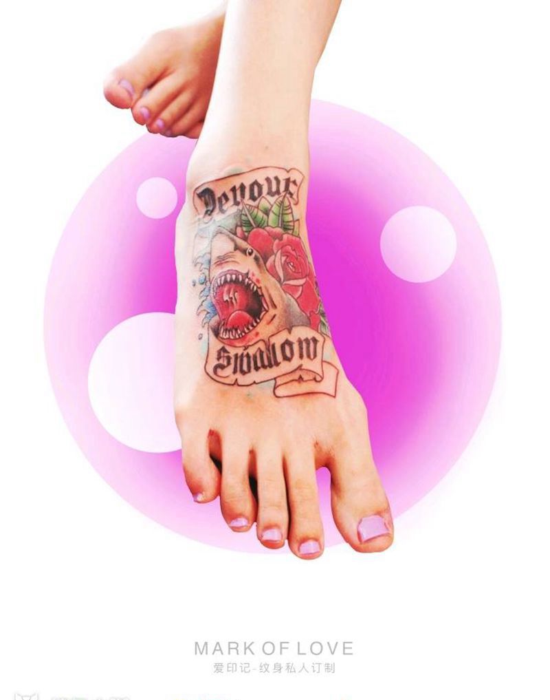 爱印记作品《北京大鲨鱼》纹身图片_脚部纹身图案