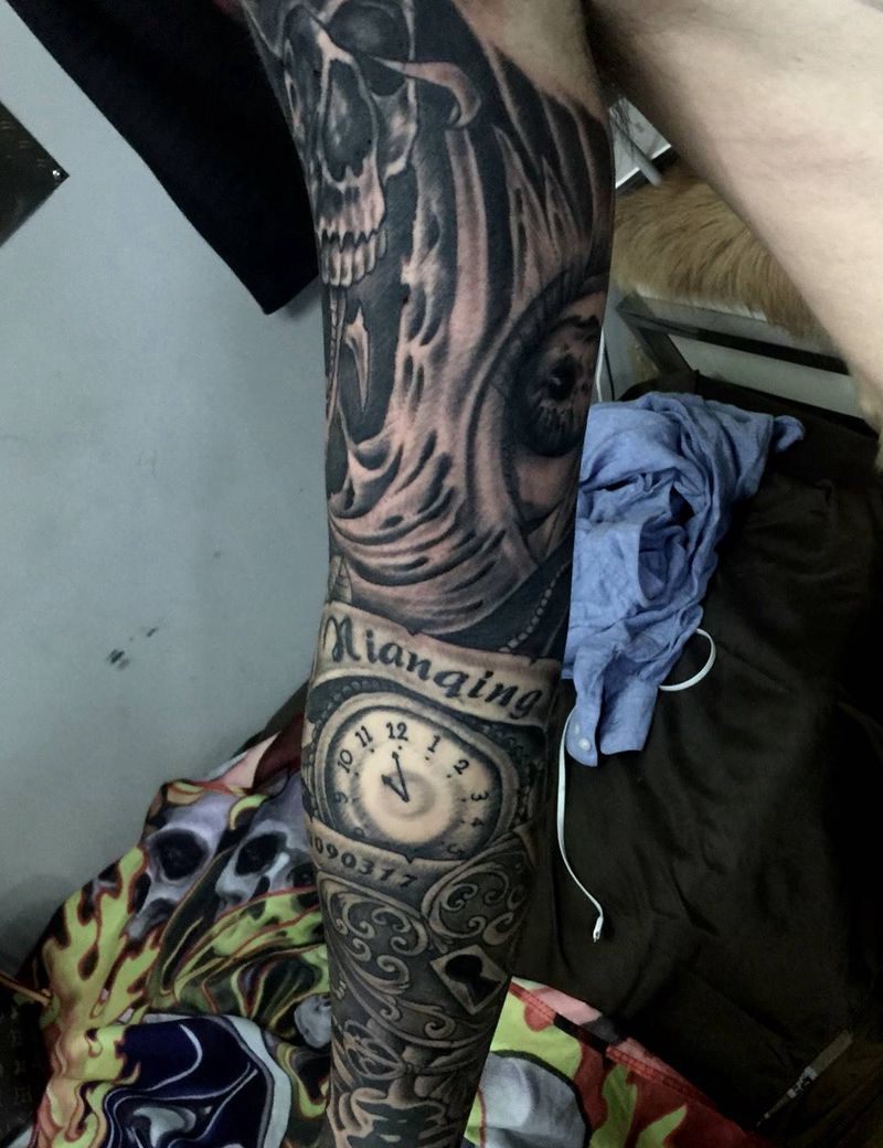 欧美花臂遮盖未完成下次继续纹身图片_欧美静物植物手臂纹身图案