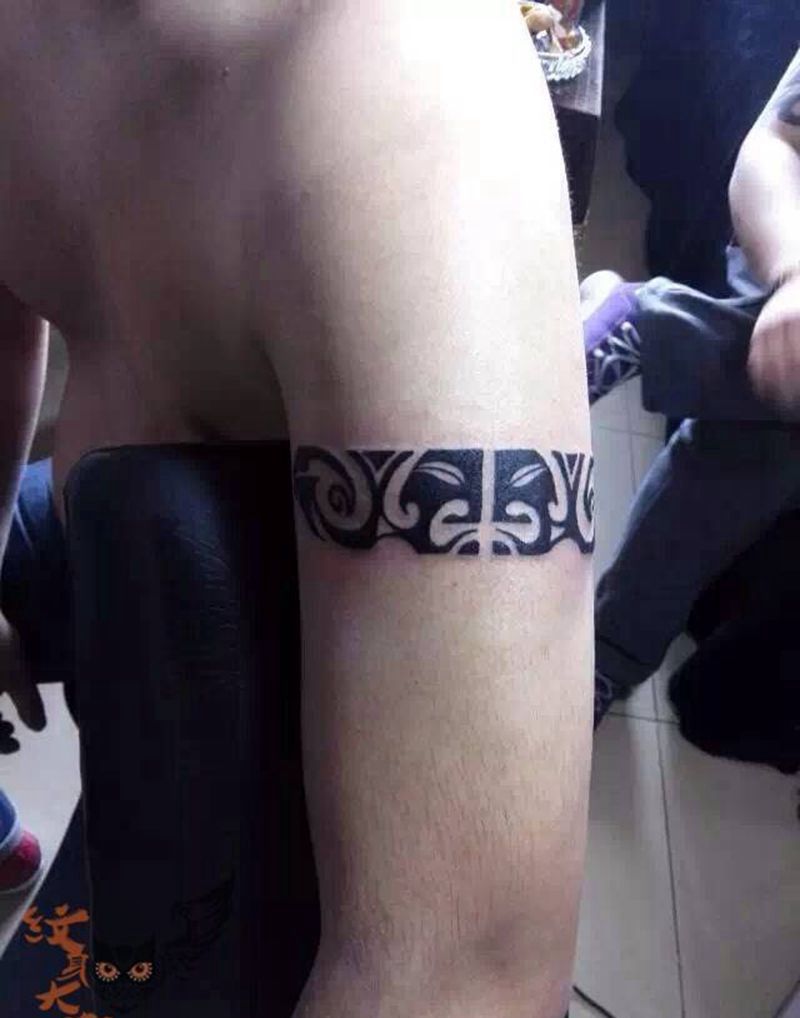 大臂纹身图片_