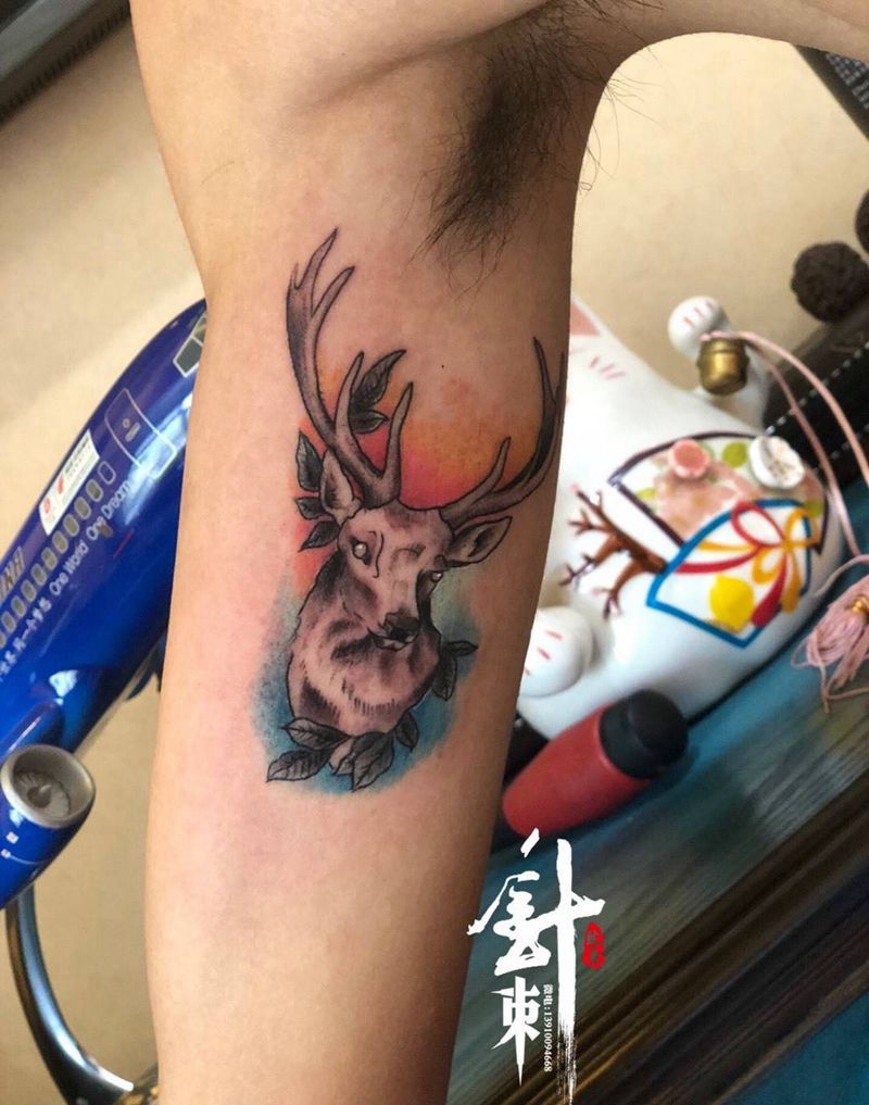 鹿纹身图片_