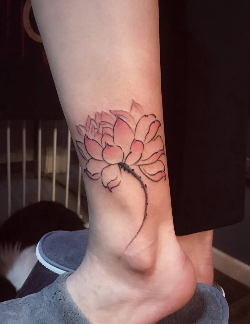 纹身小作两枚纹身图片_植物纹身图案