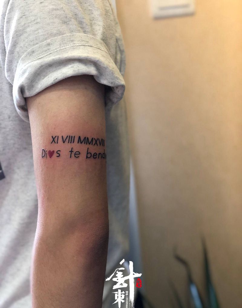 英文纹身图片_手臂纹身图案