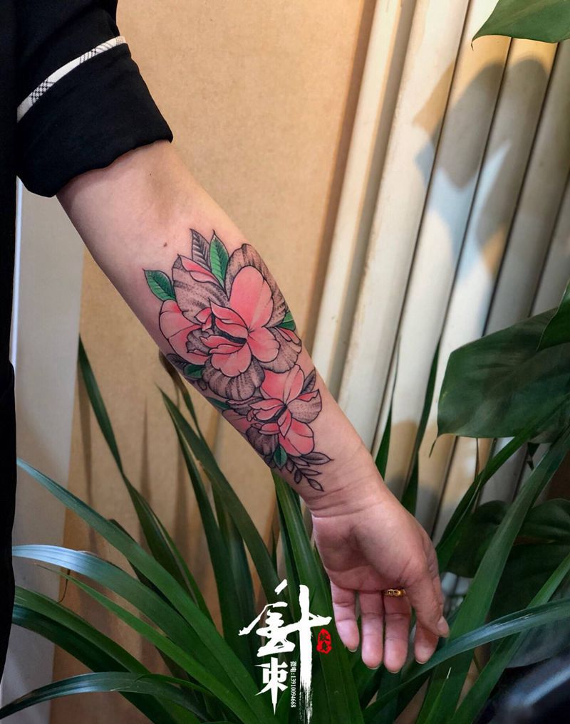 素花纹身图片_手臂纹身图案