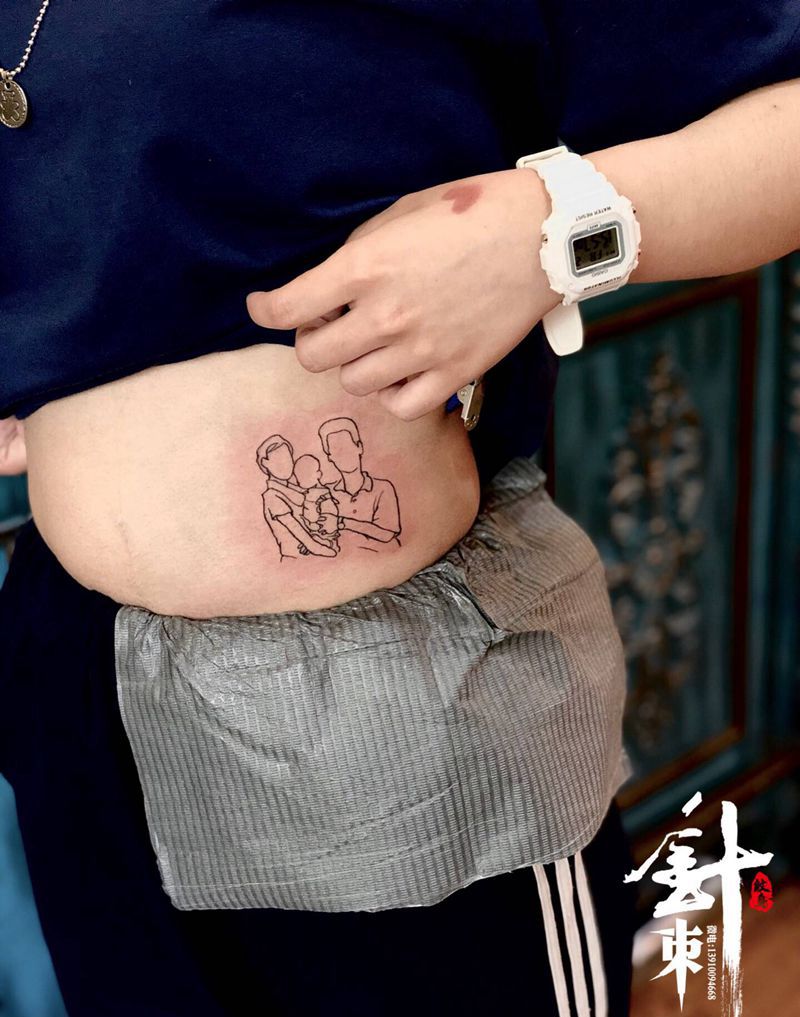 照片线条纹身图片_腰部纹身图案