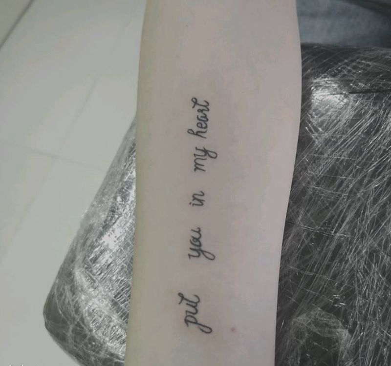 英文纹身图片_手臂花体字纹身图案