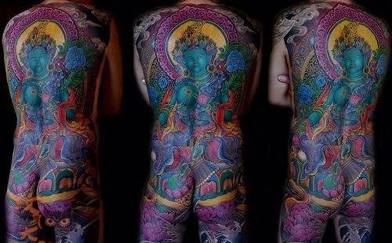 满背纹身图片_