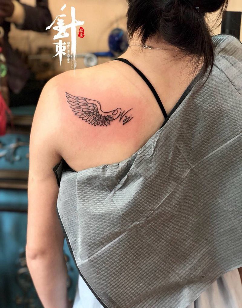 翅膀纹身图片_