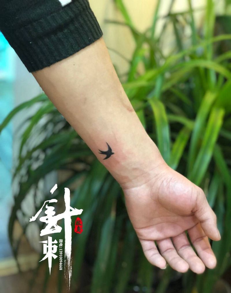 小燕子纹身图片_