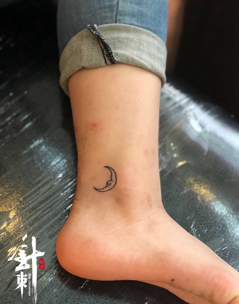 月亮纹身图片_