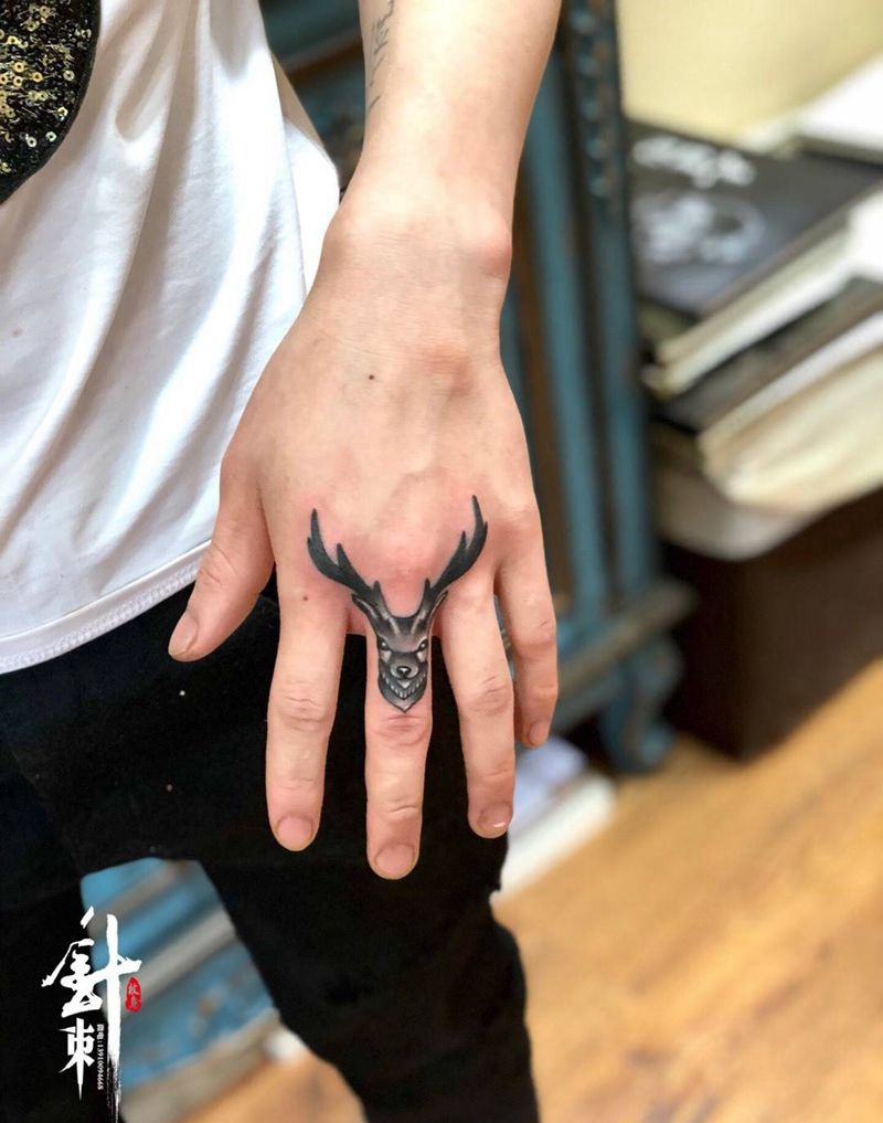小鹿头纹身图片_