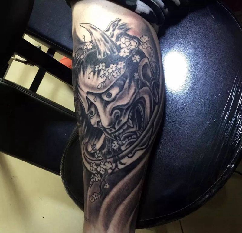 小腿般若完成纹身图片_