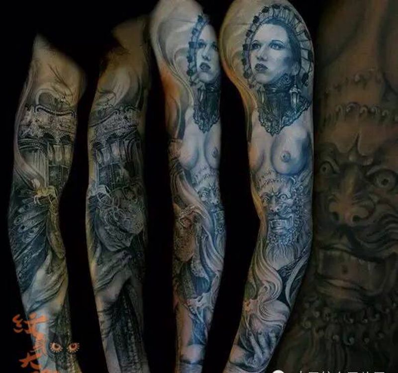 黑灰花臂纹身图片_