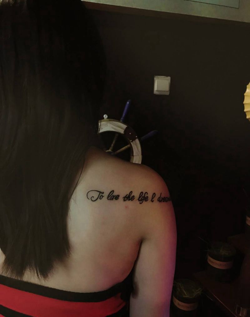 小花体英文纹身图片_