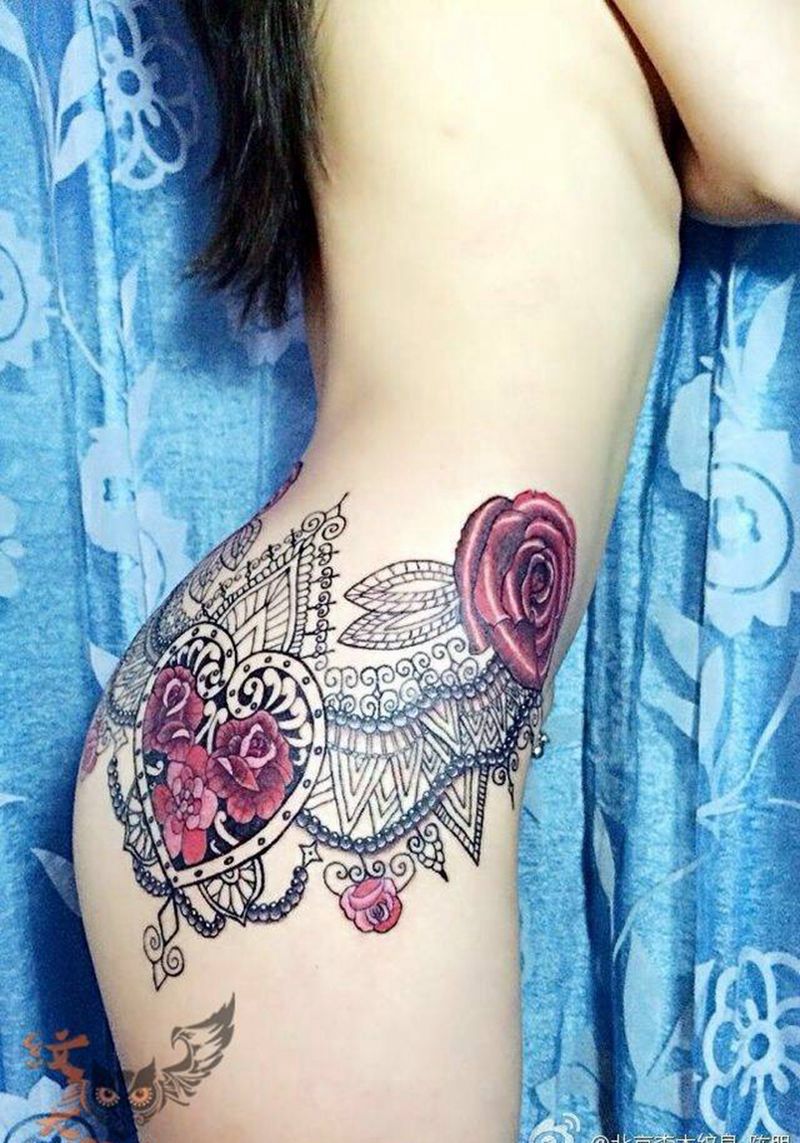 蕾丝风格作品纹身图片_成品胸部臀部背部腰部腿部欧美清新纹身图案