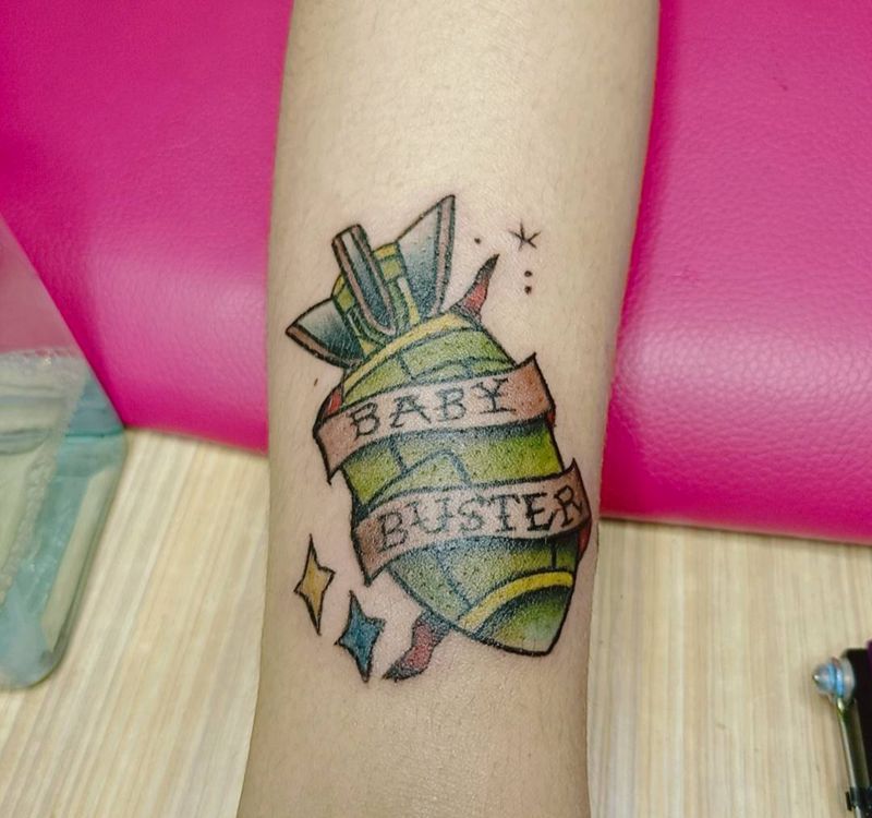 核弹纹身图片_手臂New School纹身图案