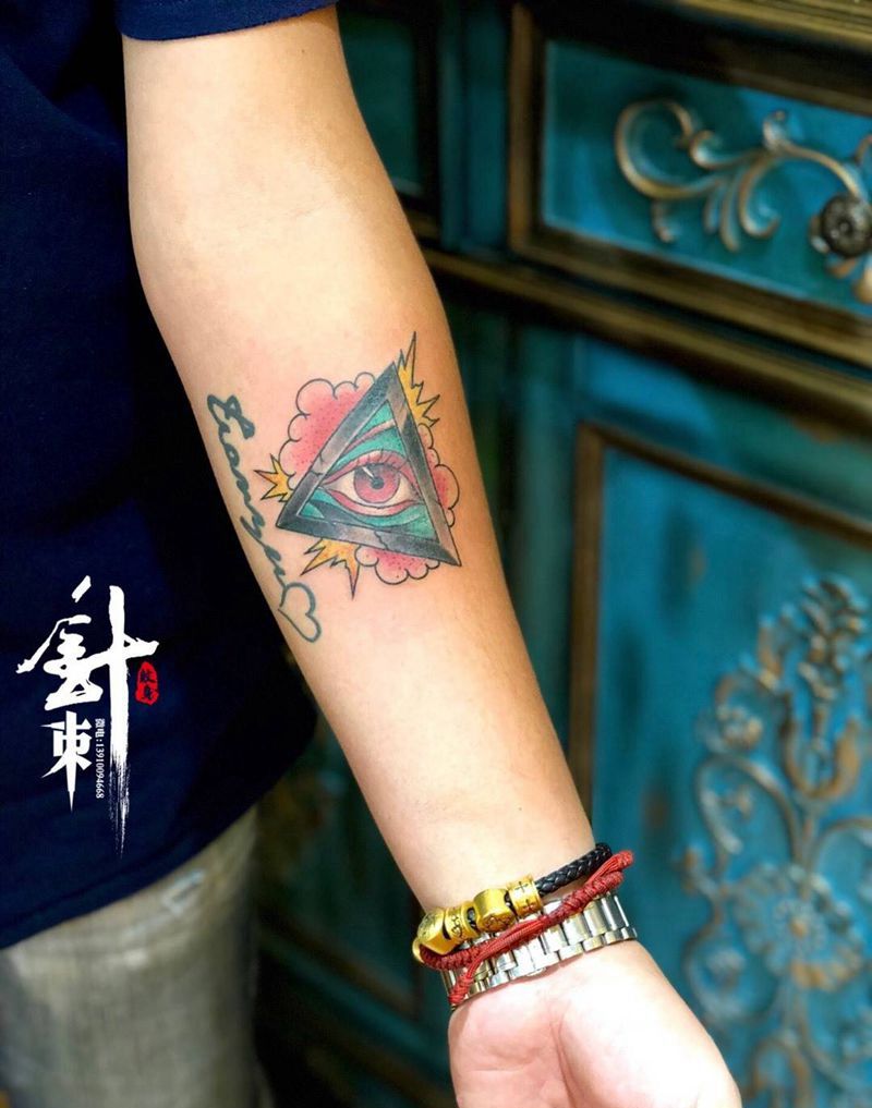 上帝之眼纹身图片_