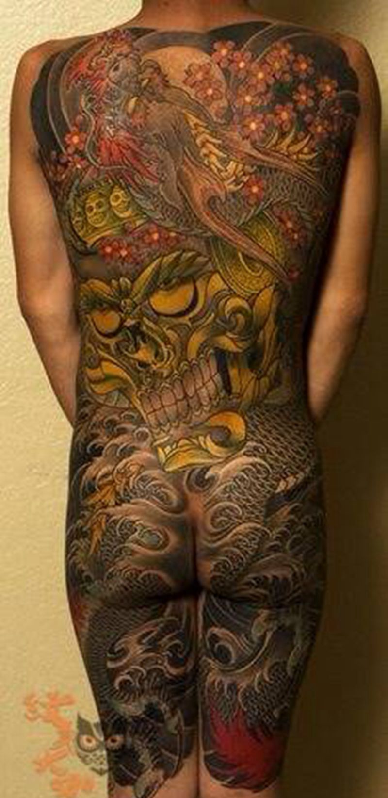 满背纹身图片_