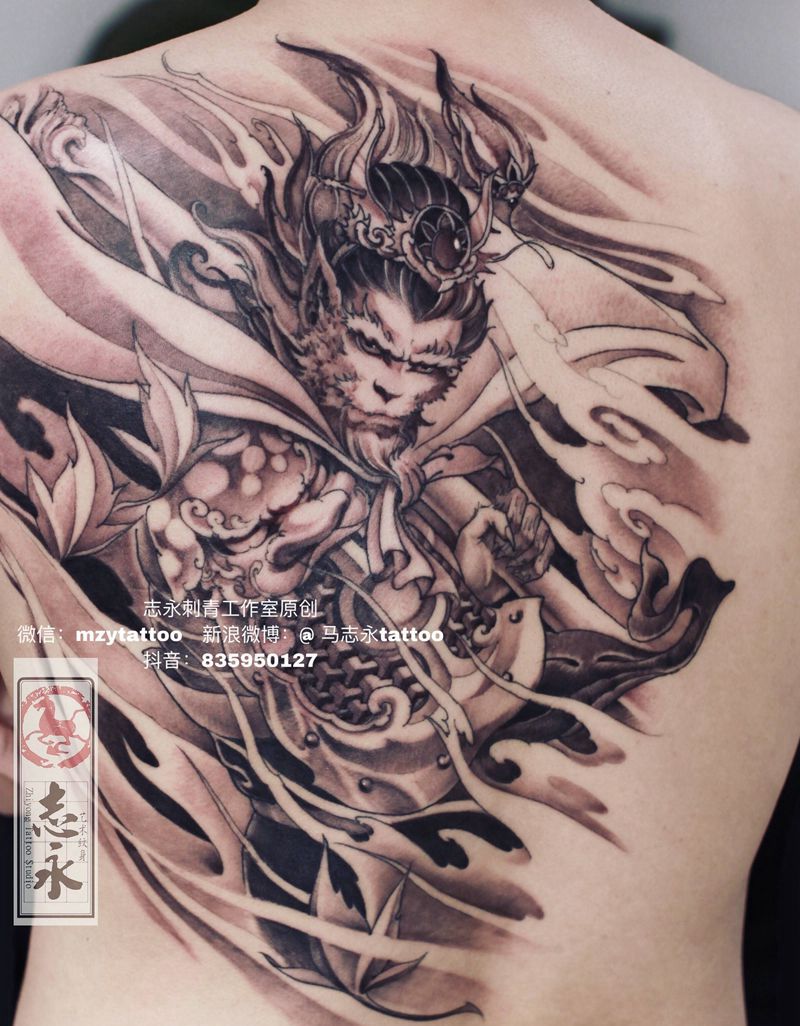 原创悟空纹身图片_背部新传统孙悟空斗战圣佛纹身图案