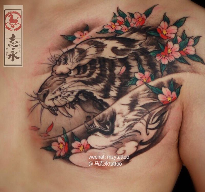 志永刺青原创虎头樱花纹身图片_成品胸部传统动物原创纹身志永刺青北京纹身 文身纹身图案