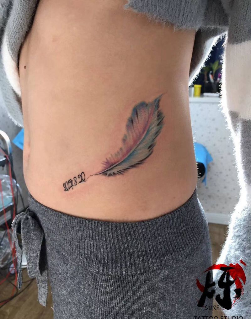 彩色羽毛纹身图片_