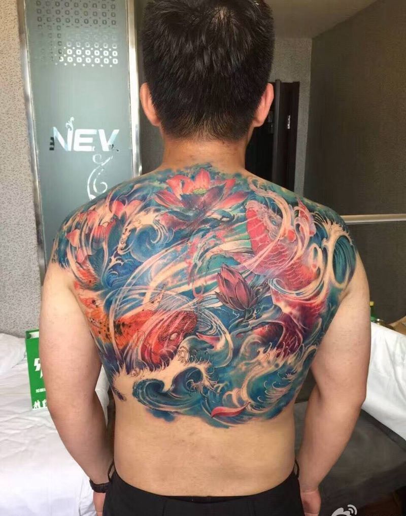 不一样的锦鲤 未完纹身图片_