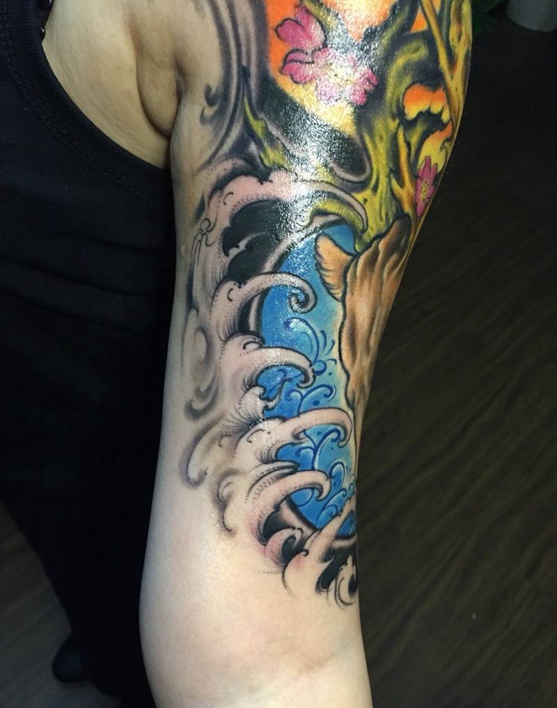 大臂鹿纹身图片_