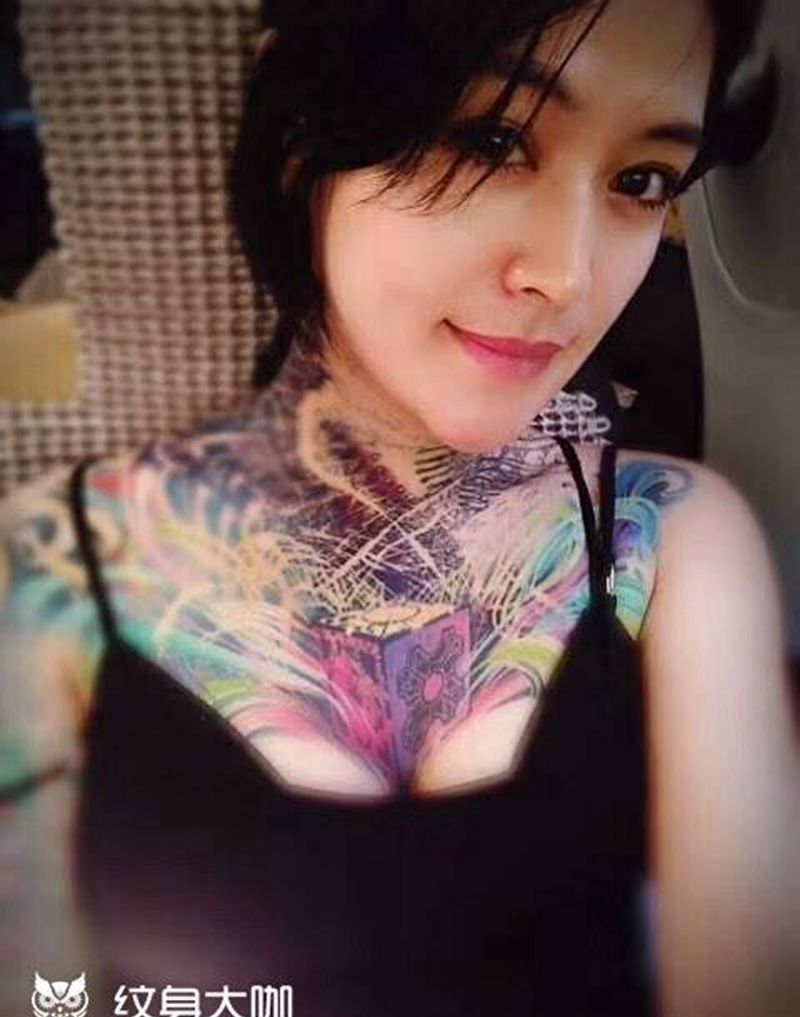 神迹 未完纹身图片_颈部欧美原创纹身图案