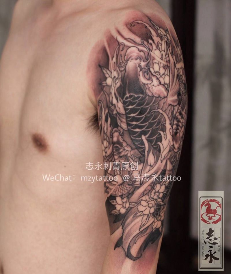 志永刺青原创鲤鱼樱花纹身图片_成品手臂传统动物原创纹身志永刺青北京纹身 文身纹身图案